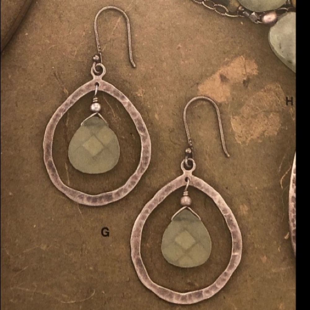Silpada Sterling Silver and Prehnite Teardrop Earrings W1811 - Picture 5 of 16